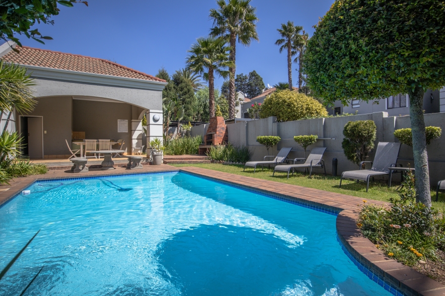 1 Bedroom Property for Sale in Melrose North Gauteng