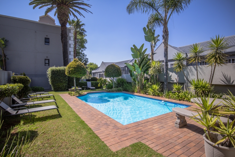 1 Bedroom Property for Sale in Melrose North Gauteng