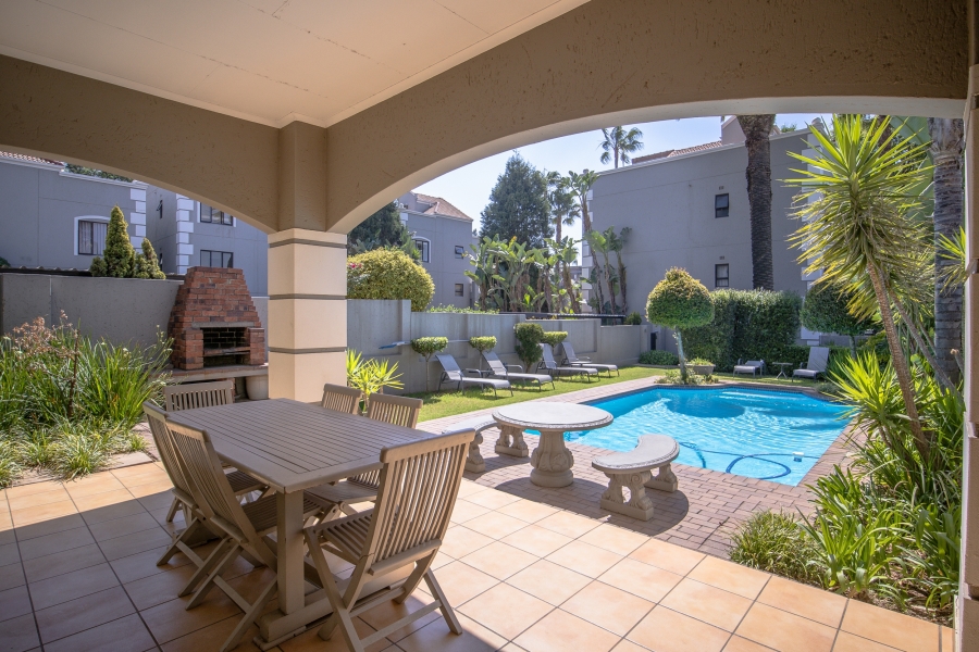 1 Bedroom Property for Sale in Melrose North Gauteng