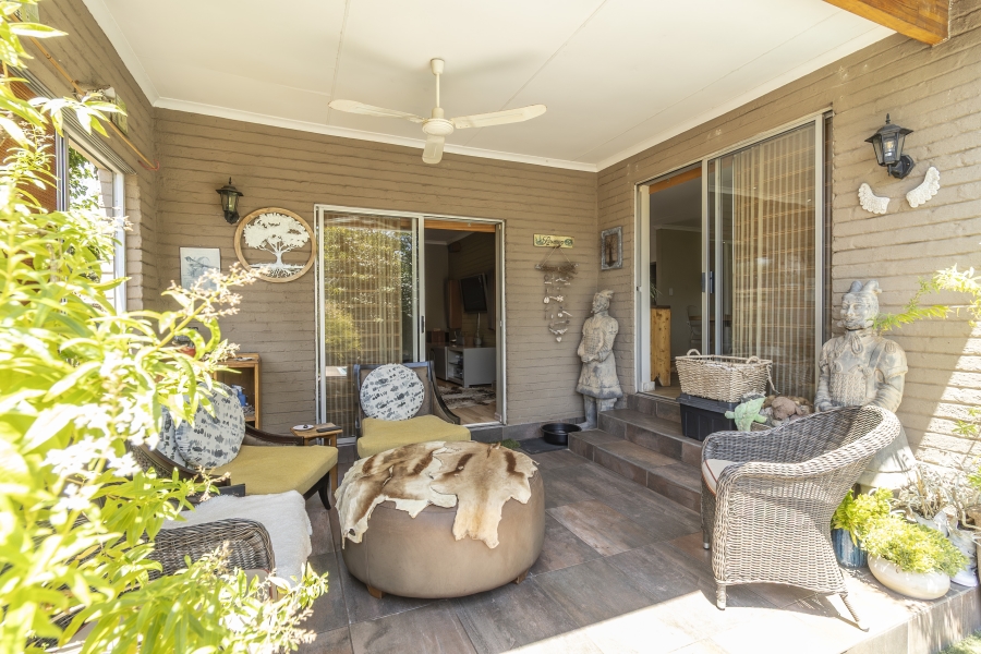 To Let 3 Bedroom Property for Rent in Maroeladal Gauteng