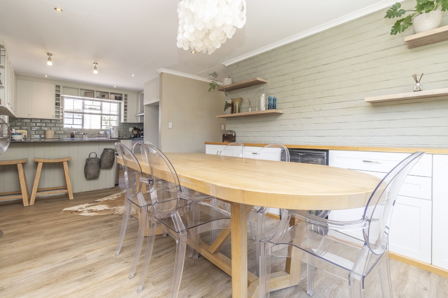 To Let 3 Bedroom Property for Rent in Maroeladal Gauteng