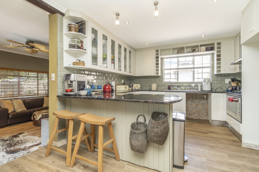 To Let 3 Bedroom Property for Rent in Maroeladal Gauteng