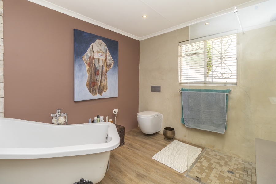 To Let 3 Bedroom Property for Rent in Maroeladal Gauteng