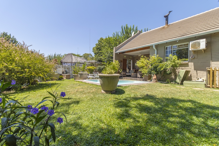 To Let 3 Bedroom Property for Rent in Maroeladal Gauteng