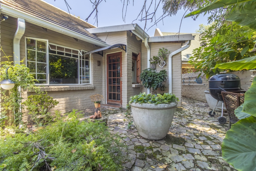 To Let 3 Bedroom Property for Rent in Maroeladal Gauteng