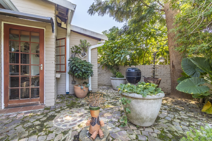 To Let 3 Bedroom Property for Rent in Maroeladal Gauteng