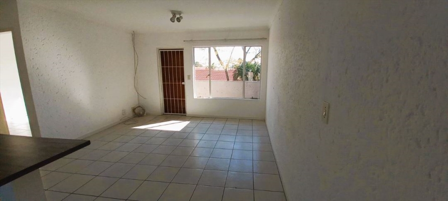 2 Bedroom Property for Sale in Glen Marais Gauteng