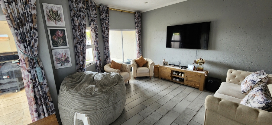 3 Bedroom Property for Sale in Bedford Park Gauteng