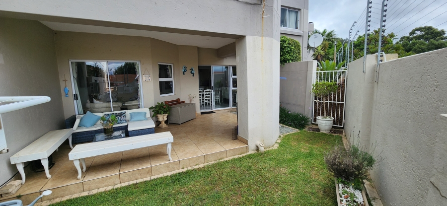 3 Bedroom Property for Sale in Bedford Park Gauteng