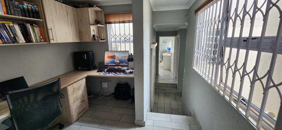 3 Bedroom Property for Sale in Bedford Park Gauteng
