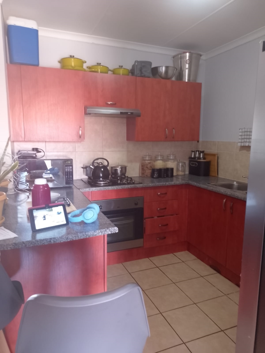 2 Bedroom Property for Sale in Comet Gauteng