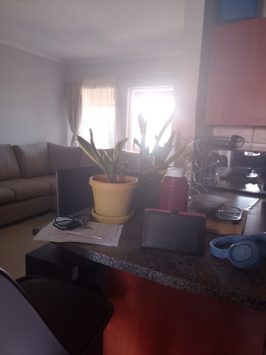 2 Bedroom Property for Sale in Comet Gauteng
