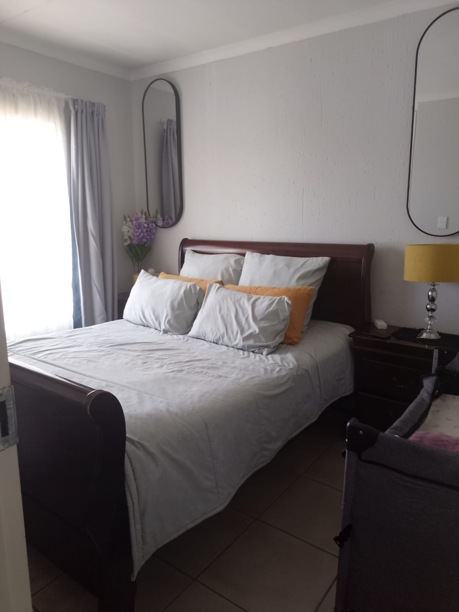 2 Bedroom Property for Sale in Comet Gauteng