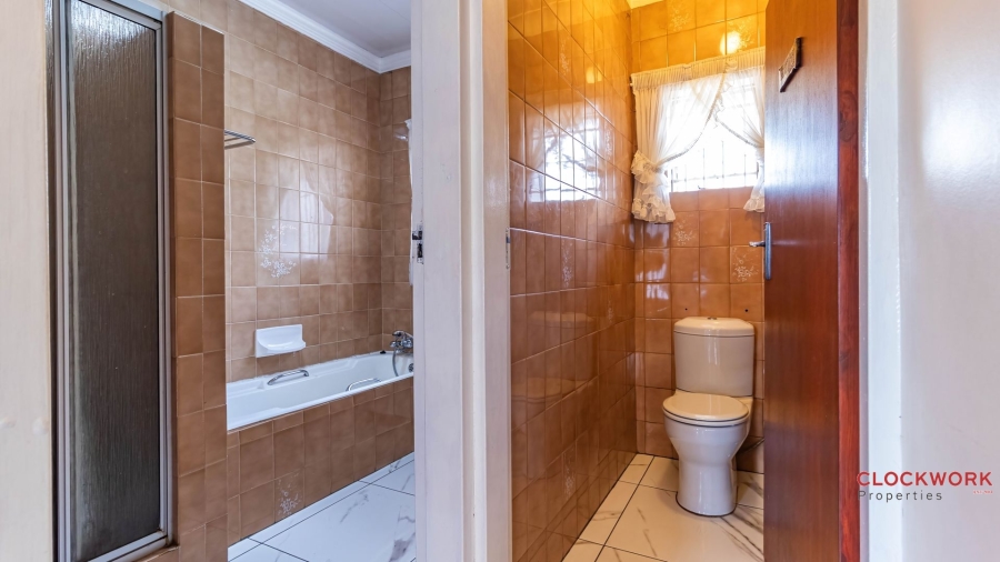 4 Bedroom Property for Sale in Selcourt Gauteng