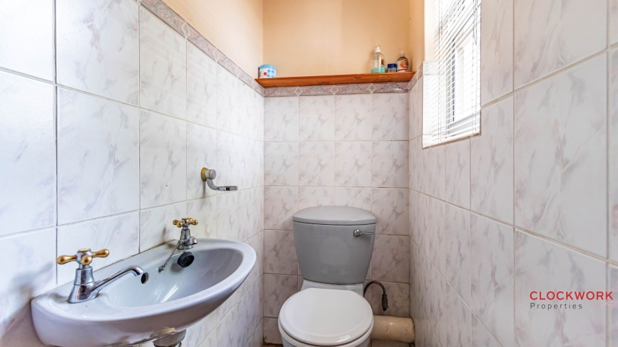 4 Bedroom Property for Sale in Selcourt Gauteng