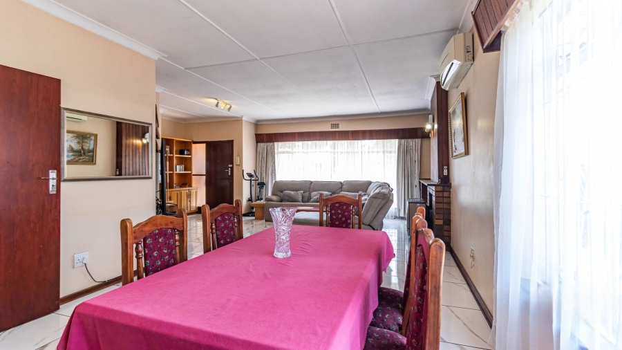 4 Bedroom Property for Sale in Selcourt Gauteng