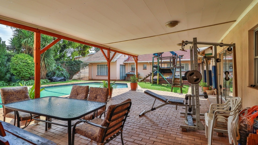 4 Bedroom Property for Sale in Selcourt Gauteng