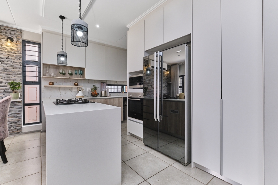 3 Bedroom Property for Sale in Barbeque Downs Gauteng