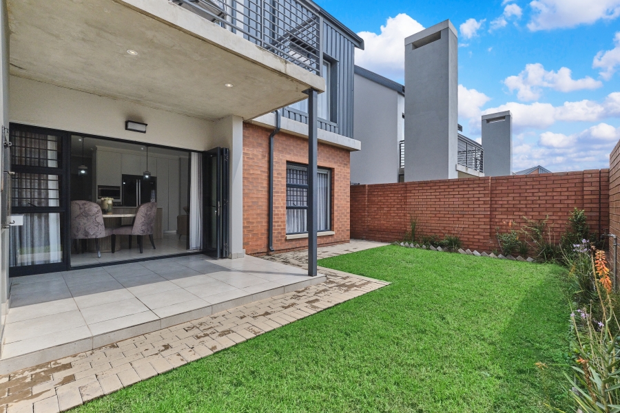 3 Bedroom Property for Sale in Barbeque Downs Gauteng