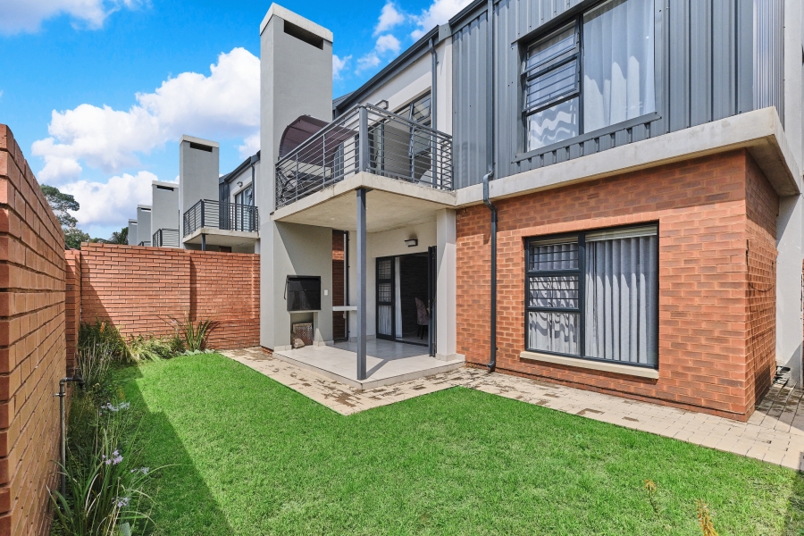 3 Bedroom Property for Sale in Barbeque Downs Gauteng