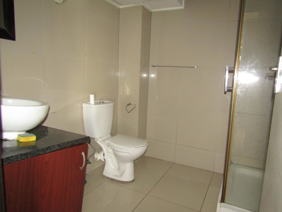 To Let 1 Bedroom Property for Rent in Braamfontein Gauteng