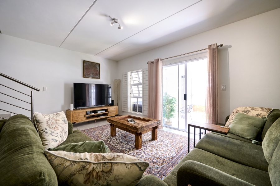 3 Bedroom Property for Sale in Broadacres Gauteng