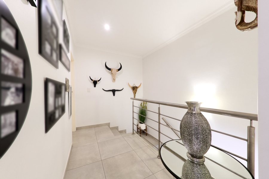 3 Bedroom Property for Sale in Broadacres Gauteng