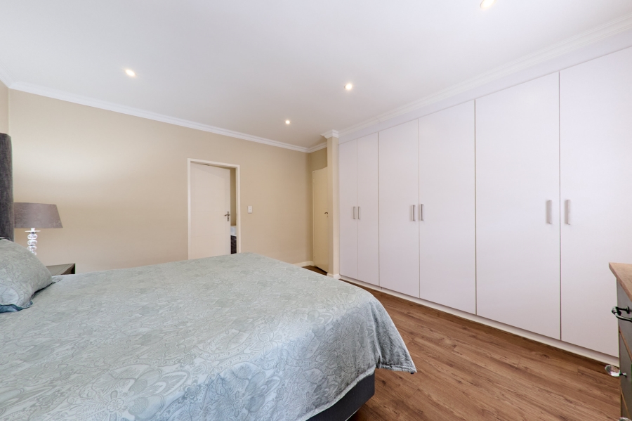 3 Bedroom Property for Sale in Broadacres Gauteng