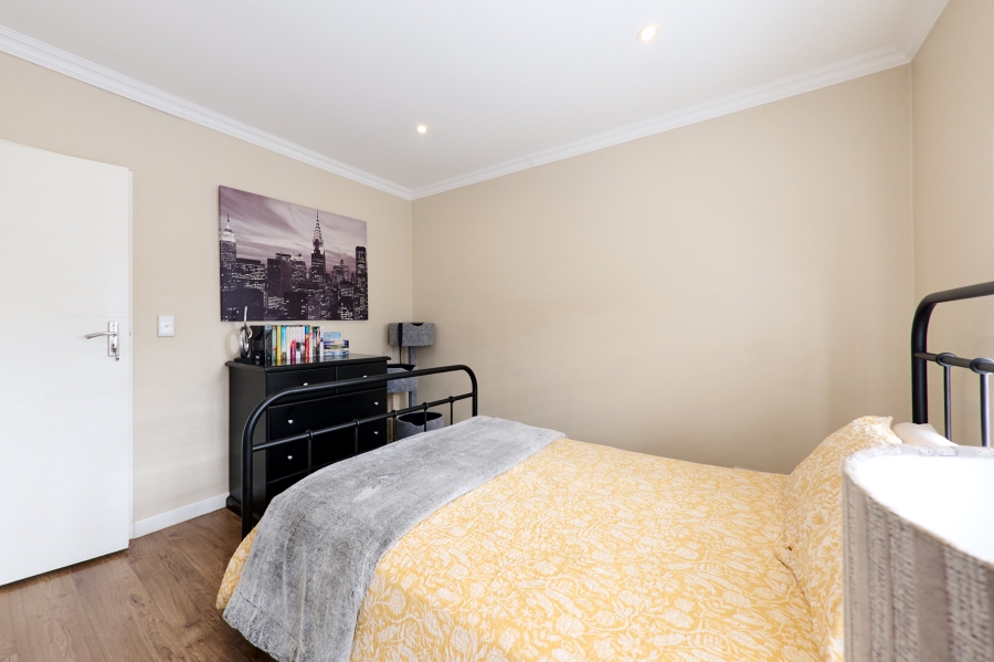 3 Bedroom Property for Sale in Broadacres Gauteng