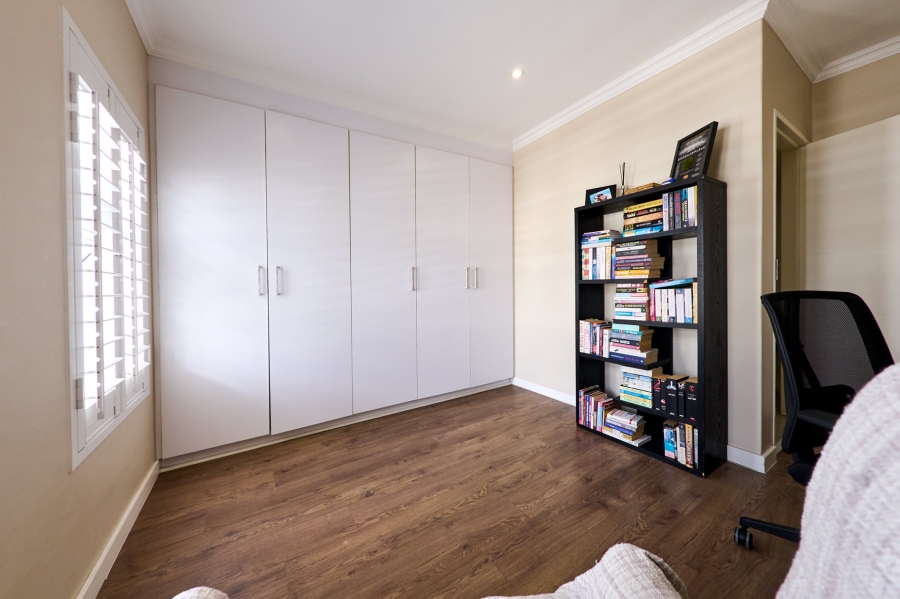 3 Bedroom Property for Sale in Broadacres Gauteng