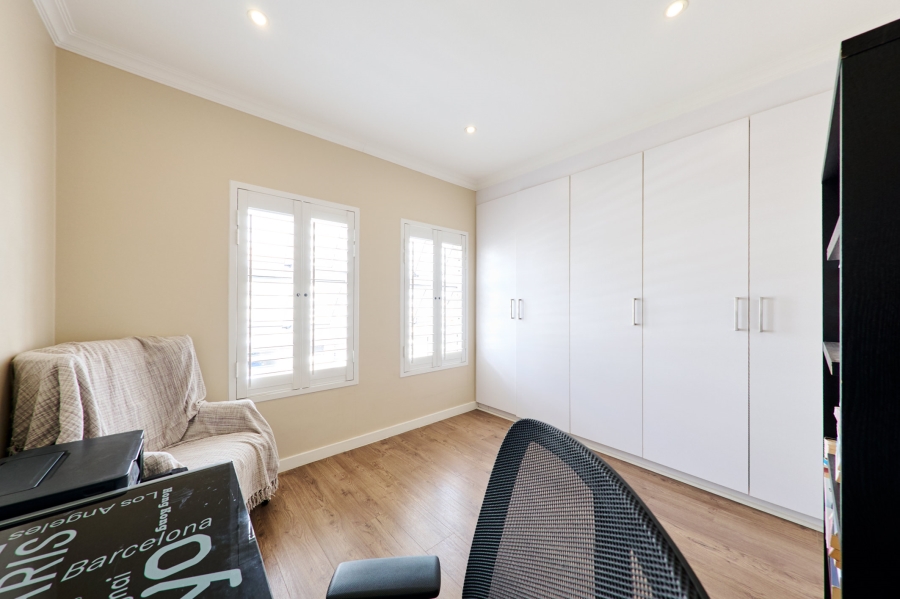 3 Bedroom Property for Sale in Broadacres Gauteng