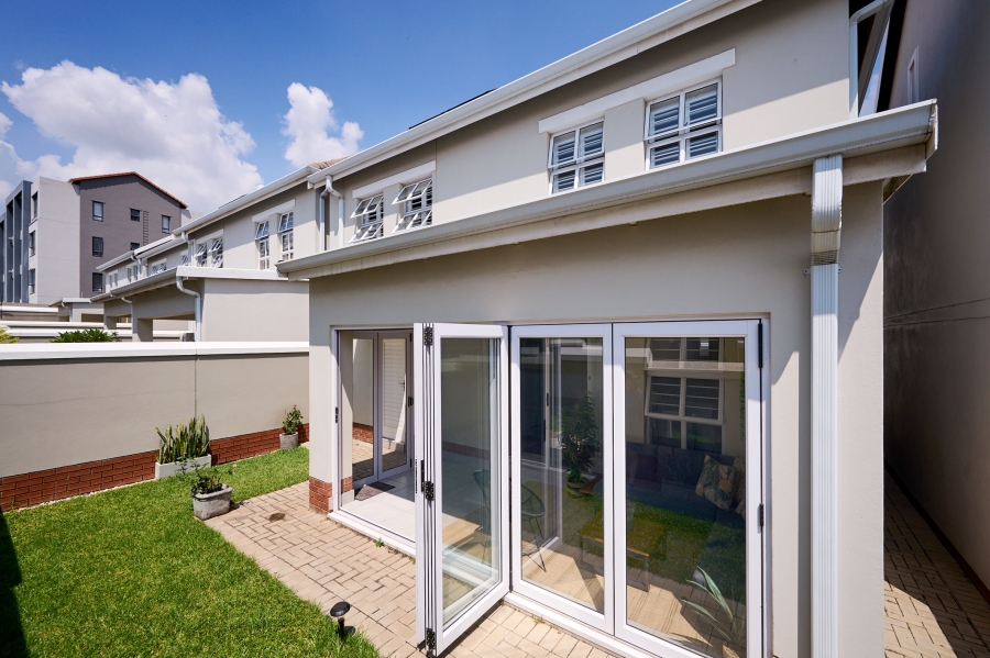 3 Bedroom Property for Sale in Broadacres Gauteng