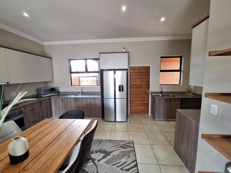 3 Bedroom Property for Sale in Six Fountains Residential Estate Gauteng
