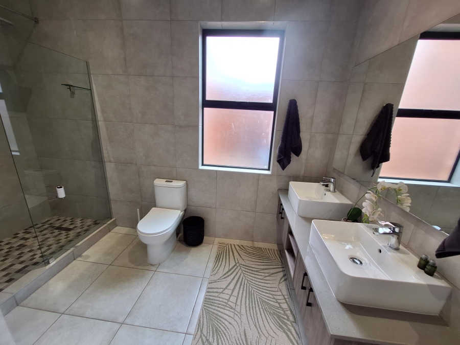 3 Bedroom Property for Sale in Six Fountains Residential Estate Gauteng