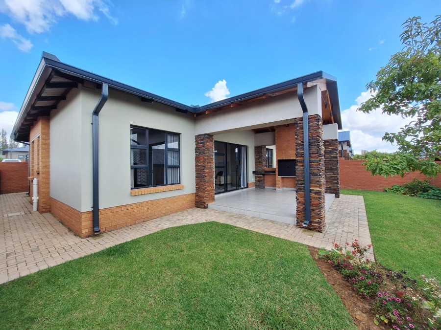 3 Bedroom Property for Sale in Six Fountains Residential Estate Gauteng