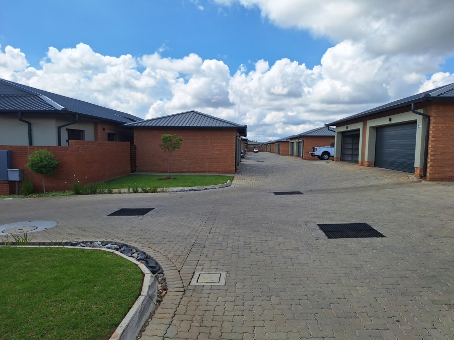 3 Bedroom Property for Sale in Six Fountains Residential Estate Gauteng