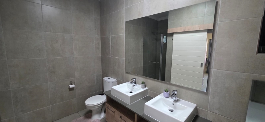 3 Bedroom Property for Sale in Six Fountains Residential Estate Gauteng