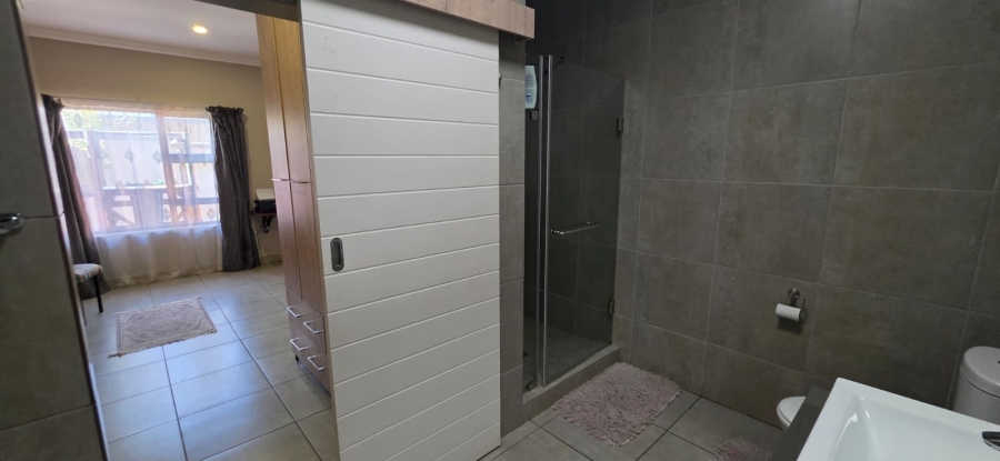 3 Bedroom Property for Sale in Six Fountains Residential Estate Gauteng