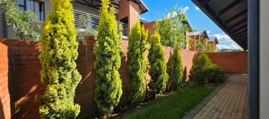 3 Bedroom Property for Sale in Six Fountains Residential Estate Gauteng