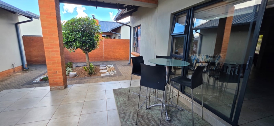 3 Bedroom Property for Sale in Six Fountains Residential Estate Gauteng