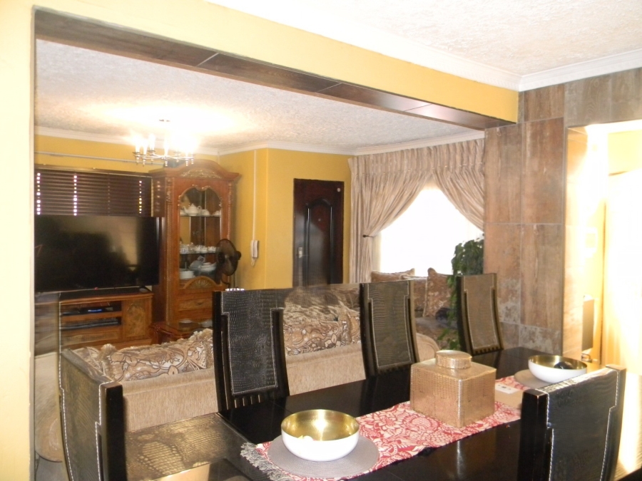 4 Bedroom Property for Sale in Commercia Gauteng