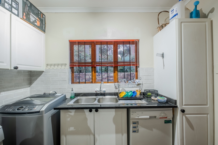 5 Bedroom Property for Sale in Moreleta Park Gauteng