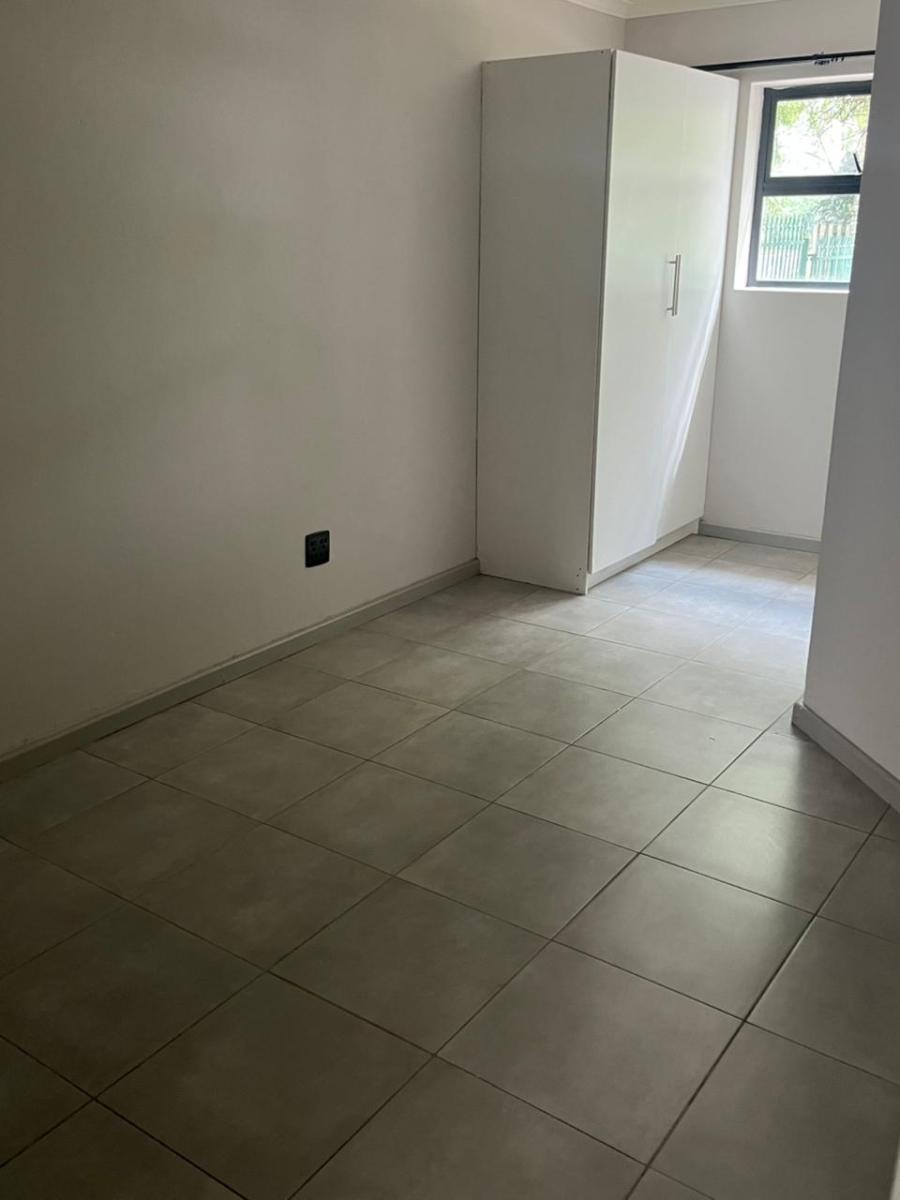 2 Bedroom Property for Sale in Windsor West Gauteng