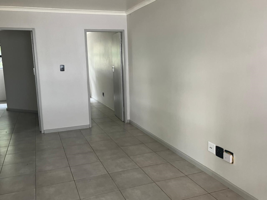 2 Bedroom Property for Sale in Windsor West Gauteng