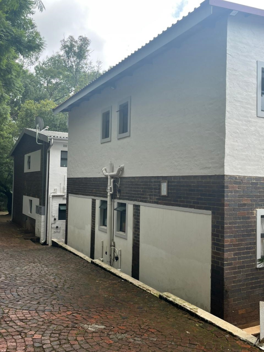 2 Bedroom Property for Sale in Windsor West Gauteng