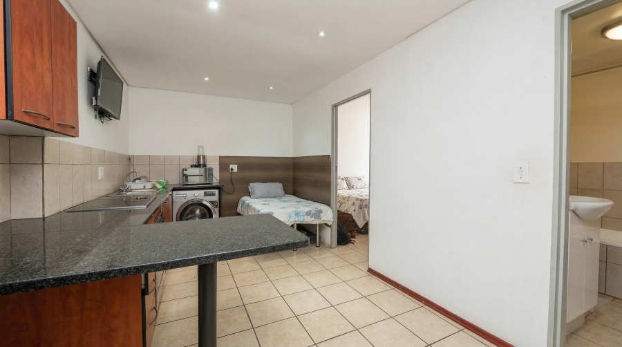 1 Bedroom Property for Sale in Braamfontein Gauteng