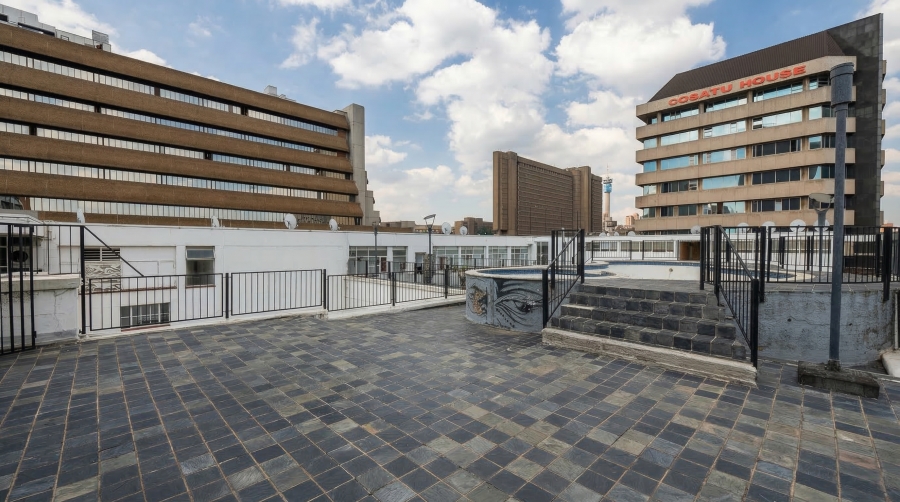 1 Bedroom Property for Sale in Braamfontein Gauteng