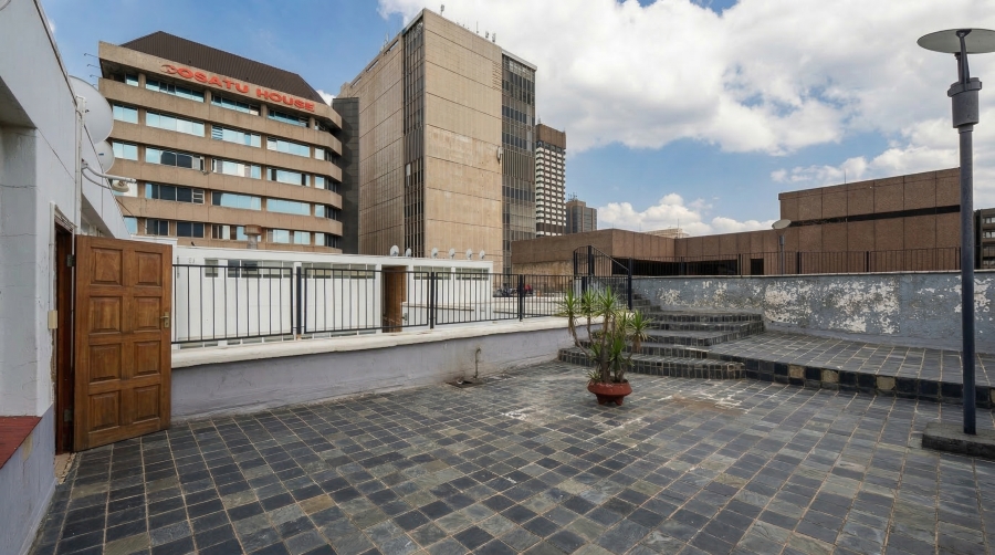 1 Bedroom Property for Sale in Braamfontein Gauteng