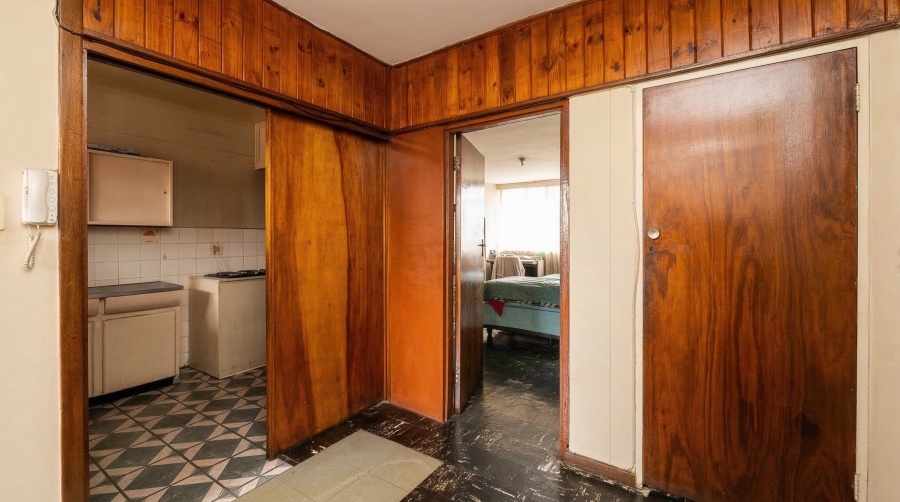 1 Bedroom Property for Sale in Braamfontein Gauteng