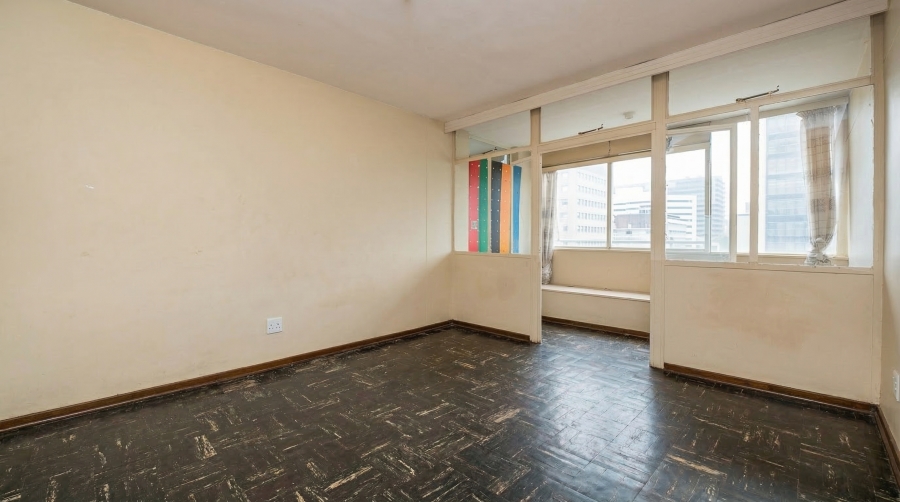 1 Bedroom Property for Sale in Braamfontein Gauteng